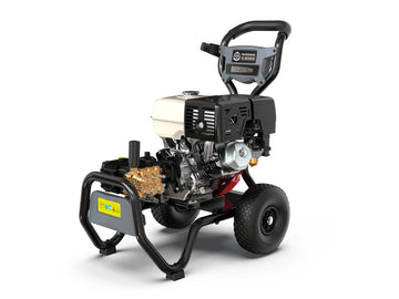Annovi Reverberi AR9 - 16.28 CH Pro benzindrevet industri-højtryksrenser med original Honda-motor og gearreduceret 1750 RPM Triplex-pumpe.